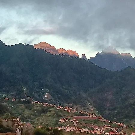 House Luís Ornelas * Faja do Mar