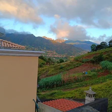 House Luis Ornelas Feriehus *